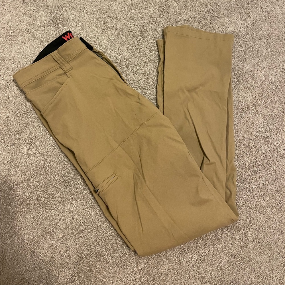 Wrangler Men's Cargo Pants in Tan